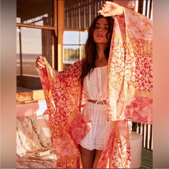 Talisman NWT Aura Kimono in Bonfire Boho Floral Kimono Robe - Picture 4 of 4